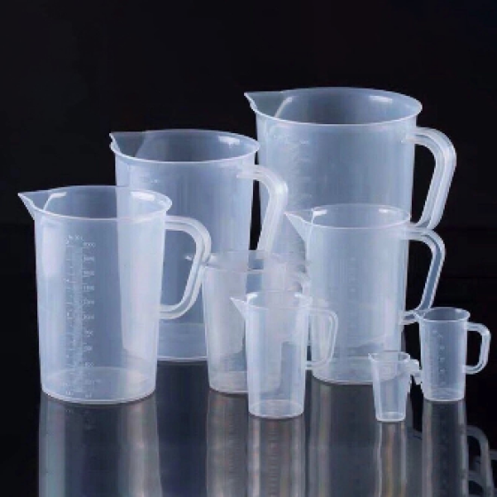  Ca đong nhựa 50ml, 100ml, 350ml, 500ml, 1000ml, 2000ml, 3500ml, 5000ml
